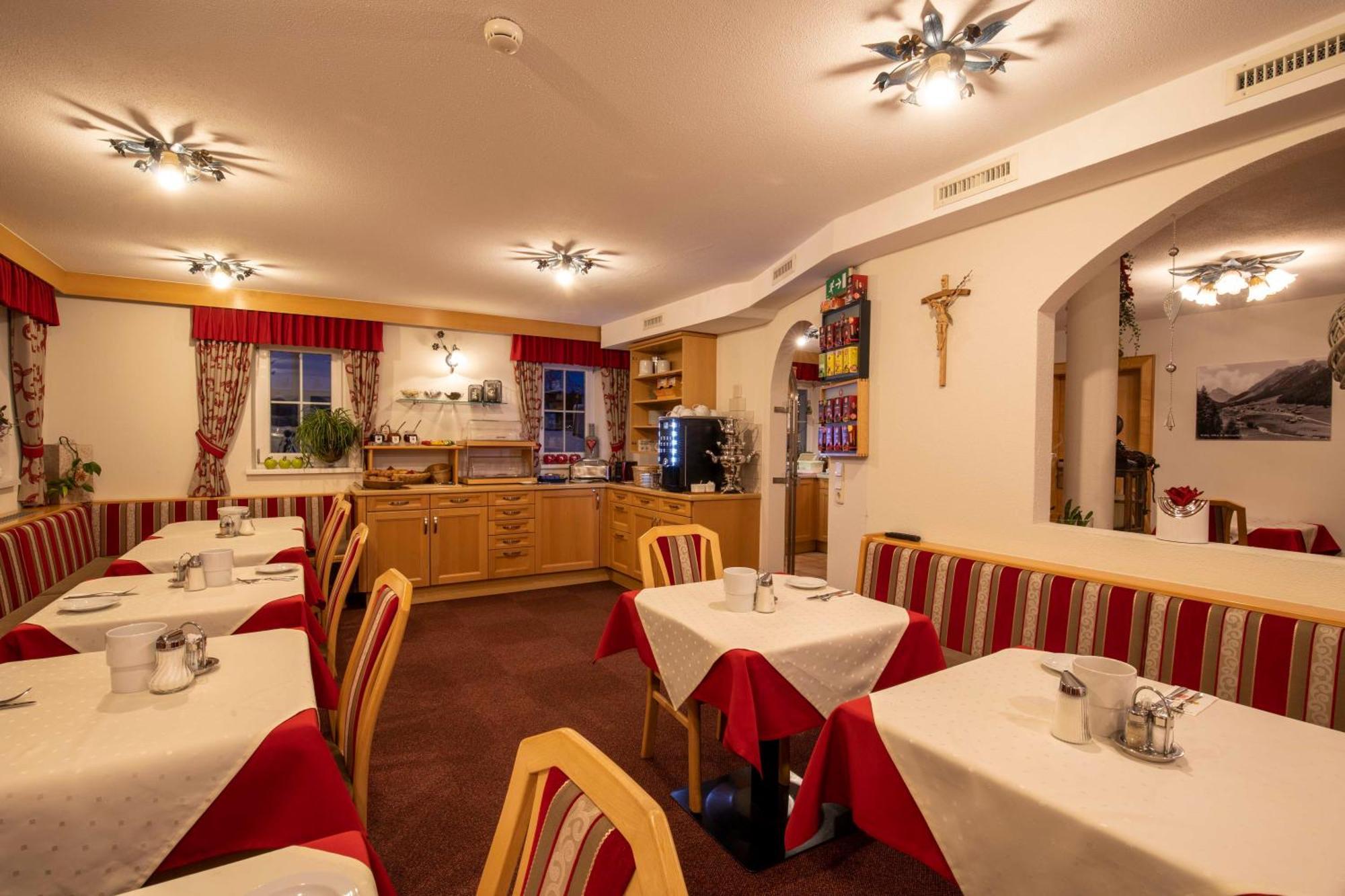 Hotel Gidis Hof Ischgl Esterno foto